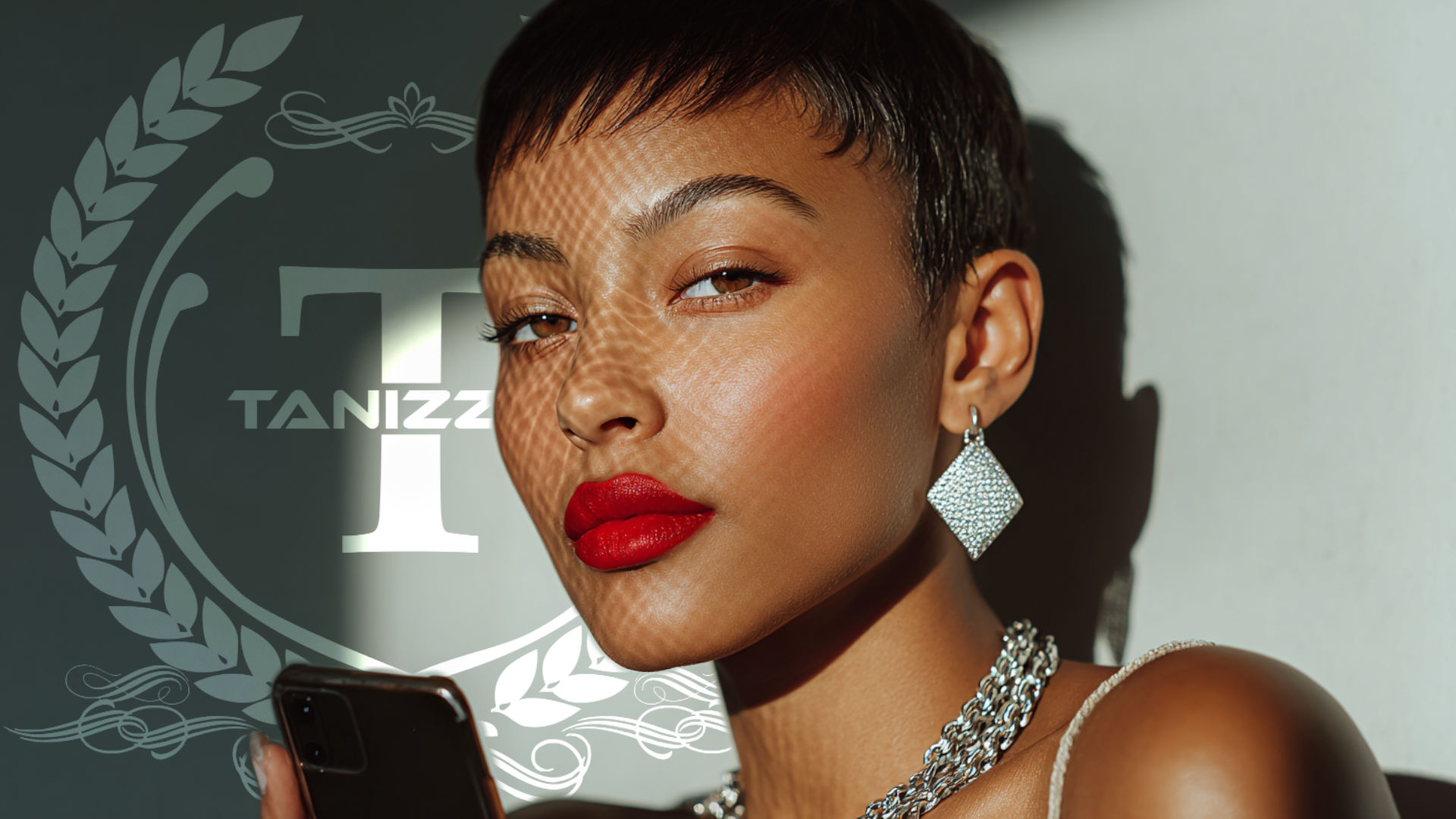 We Did Not Trust Anyone In 2025 - The Receipts Culture (Model: April Summers)